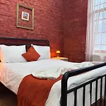 1826 Heritage House 3*