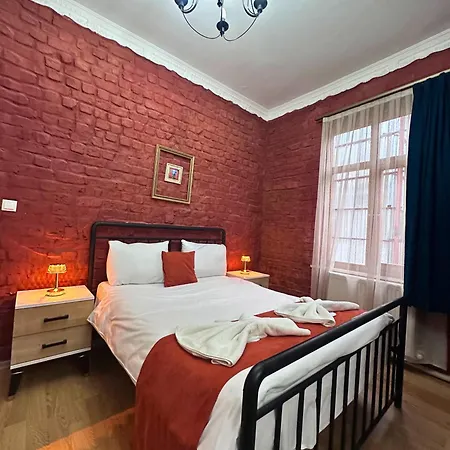 Szálloda 1826 Heritage House 3*
